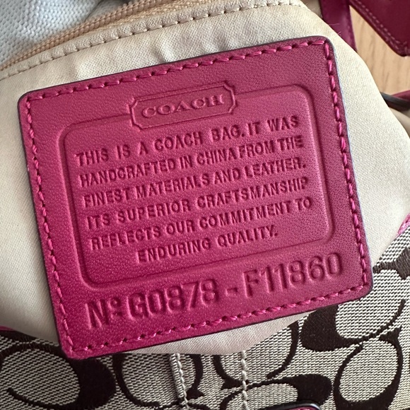 Authentic Coach monogram soho shoulder bag - Picture 9 of 17